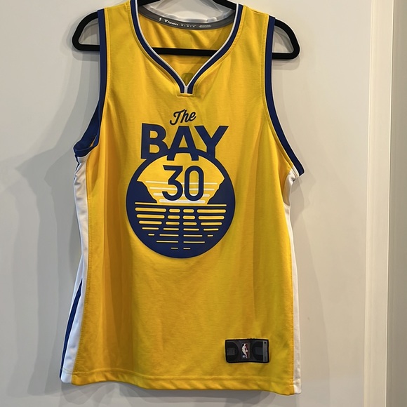 Fanatics Size M Warriors Curry Jersey - Picture 2 of 4